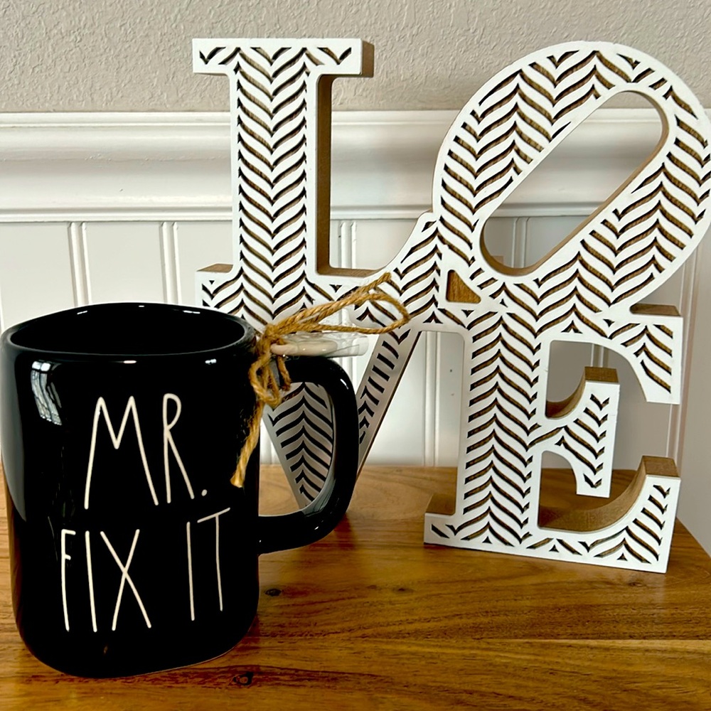 NEW Rae Dunn MR FIX IT coffee mug